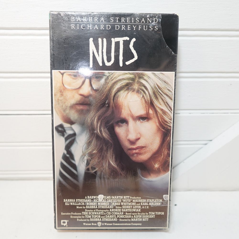 Vintage VHS "NUTS" 1987-1988 Crime‎ Thriller Richard Dreyfess Barbra Streisand
